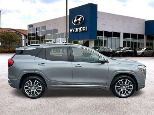 2024 GMC Terrain Denali