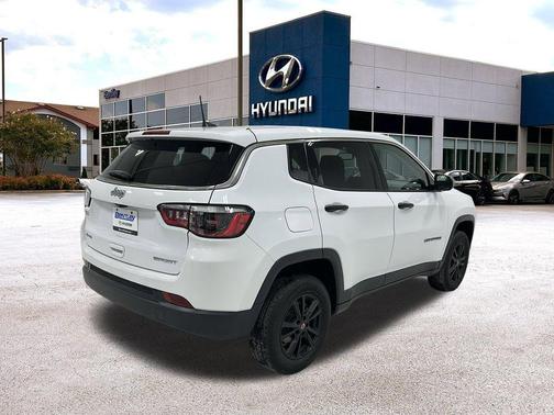 2022 Jeep Compass Sport