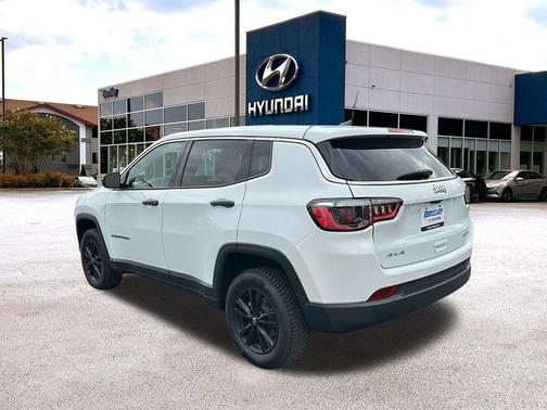 2022 Jeep Compass Sport