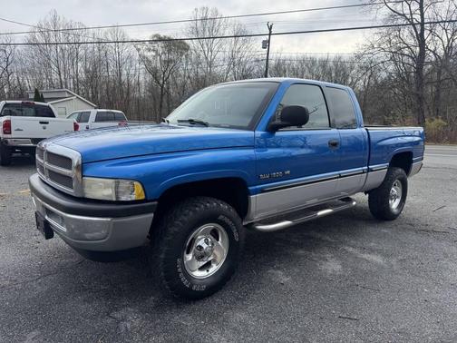 1999 Dodge Ram 1500 Laramie SLT 4dr 4WD Extended Cab SB