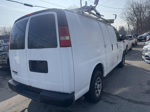 2011 Chevrolet Express 1500 Work Van