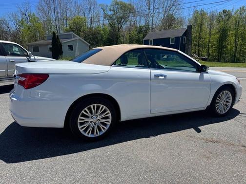 Bright White Clearcoat 2013 Chrysler 200 Limited