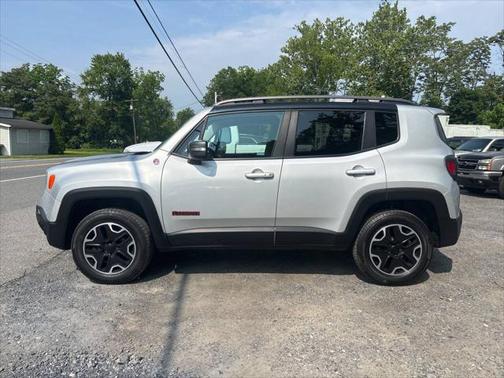2015 Jeep Renegade Trailhawk