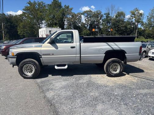 2000 Dodge Ram 2500 Base