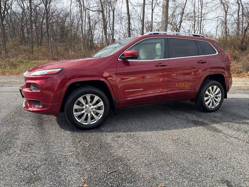 2016 Jeep Cherokee Overland