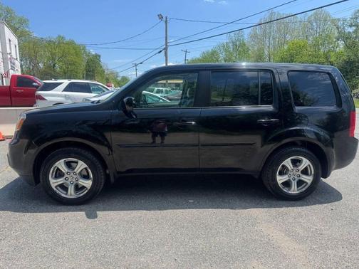 Black 2013 Honda Pilot EX
