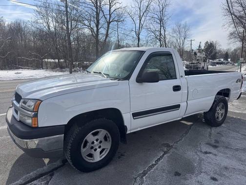2004 Chevrolet Silverado 1500 LS