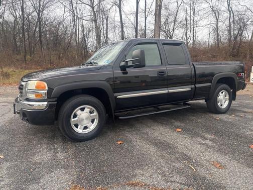 2004 GMC Sierra 1500 SLE Extended Cab