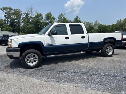 2005 Chevrolet Silverado 2500 LT H/D Crew Cab