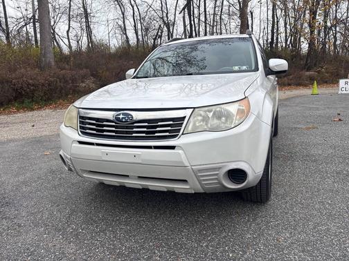 2010 Subaru Forester 2.5 X Premium