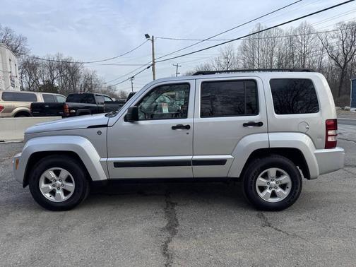 2010 Jeep Liberty Sport