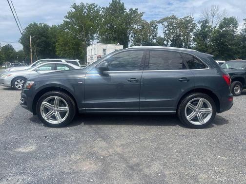 2011 Audi Q5 Premium Plus