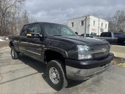 2003 Chevrolet Silverado 2500 LS H/D Crew Cab