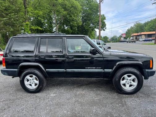 2000 Jeep Cherokee Sport 4WD