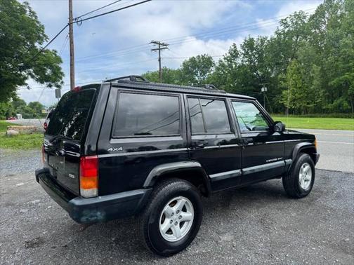 2000 Jeep Cherokee Sport 4WD