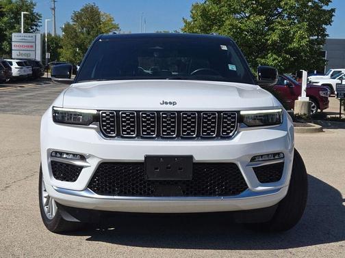 2023 Jeep Grand Cherokee Summit