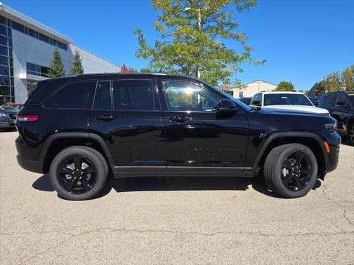 2025 Jeep Grand Cherokee Altitude