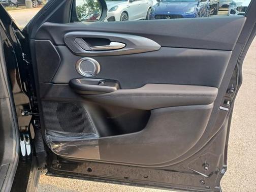 Alfa Black 2024 Alfa Romeo Tonale Ti EAWD