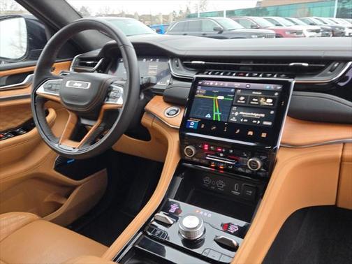 2023 Jeep Grand Cherokee Summit