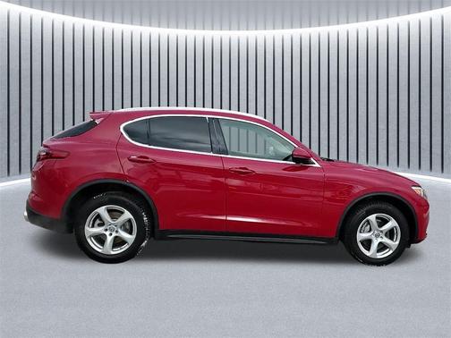 2020 Alfa Romeo Stelvio Base