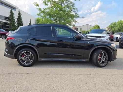 2022 Alfa Romeo Stelvio Ti