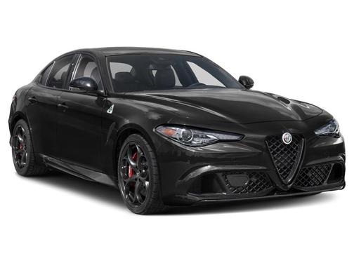 2023 Alfa Romeo Giulia Quadrifoglio