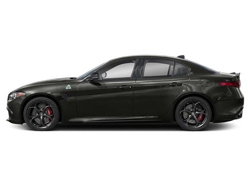 2023 Alfa Romeo Giulia Quadrifoglio