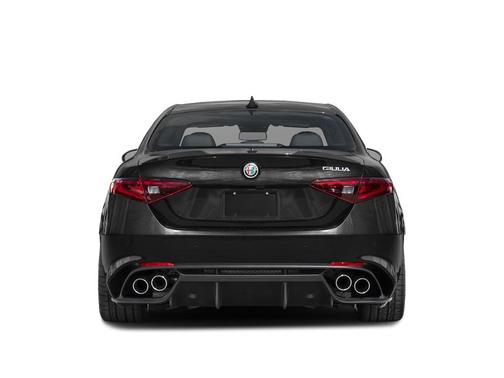 2023 Alfa Romeo Giulia Quadrifoglio