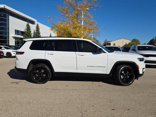 2023 Jeep Grand Cherokee L Altitude