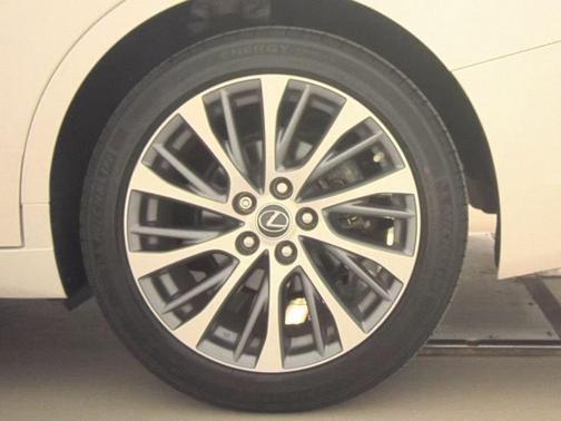 2021 Lexus ES 250 Base