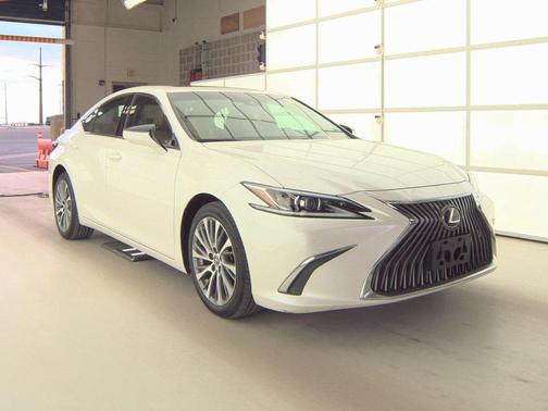 2021 Lexus ES 250 Base