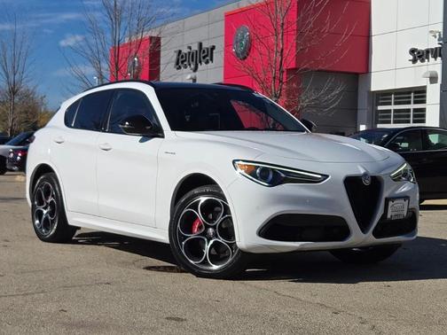 2022 Alfa Romeo Stelvio Ti