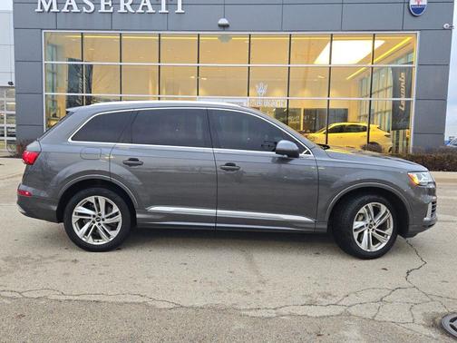 2021 Audi Q7 55 Premium Plus