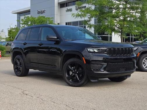 2024 Jeep Grand Cherokee Altitude