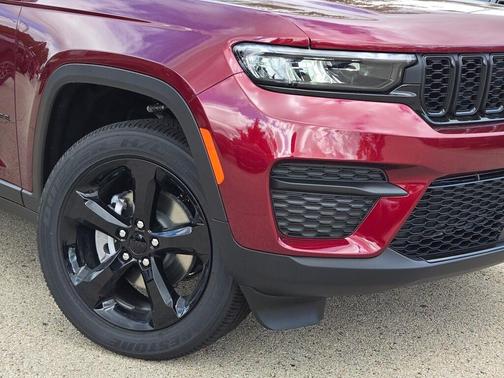 2025 Jeep Grand Cherokee Altitude
