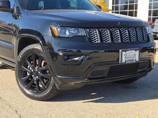 2021 Jeep Grand Cherokee Laredo