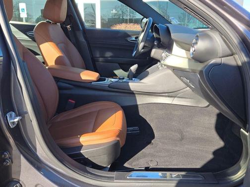 2022 Alfa Romeo Giulia Ti