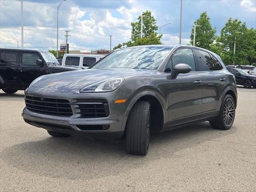 2022 Porsche Cayenne Base