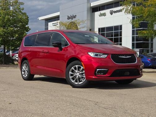 2026 Chrysler Pacifica L