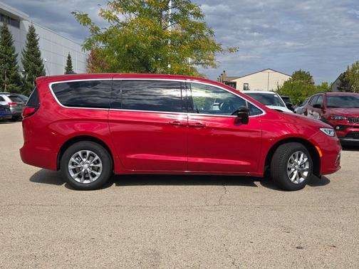 2026 Chrysler Pacifica L