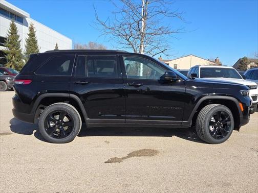 2025 Jeep Grand Cherokee Limited X
