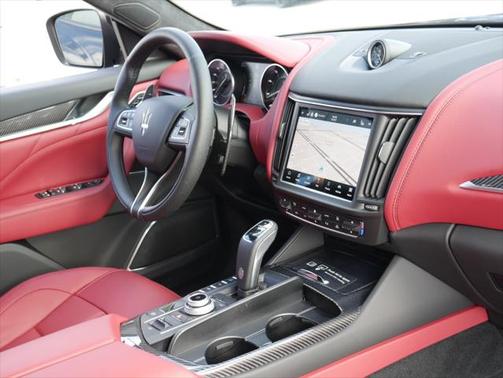 2023 Maserati Levante Modena