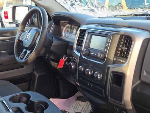 2020 RAM 1500 Classic SLT