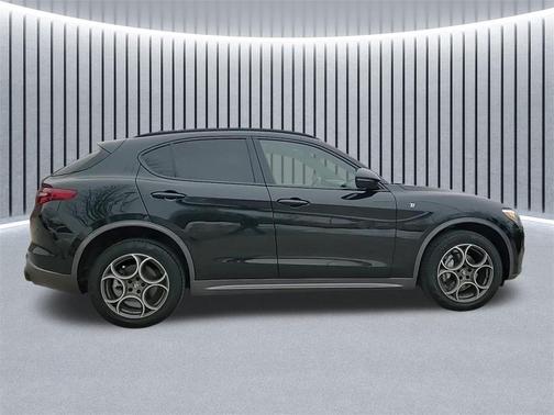 2023 Alfa Romeo Stelvio Ti