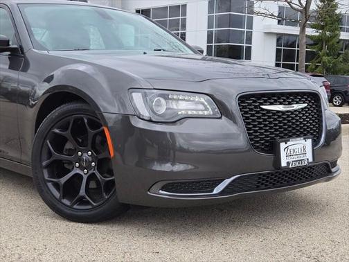 2020 Chrysler 300 Touring