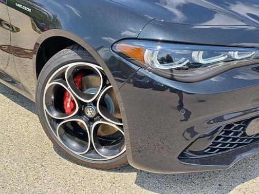 2024 Alfa Romeo Giulia Veloce AWD
