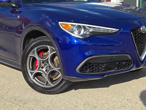 2022 Alfa Romeo Stelvio Ti