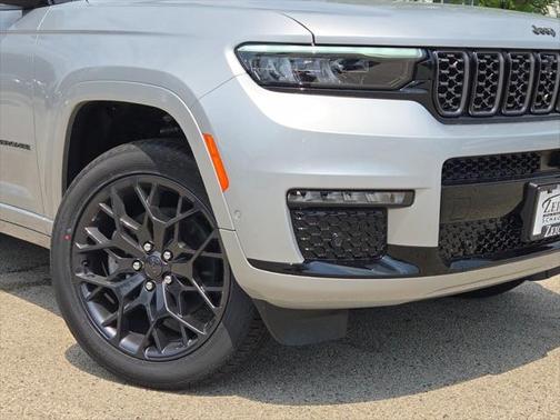2025 Jeep Grand Cherokee L Summit