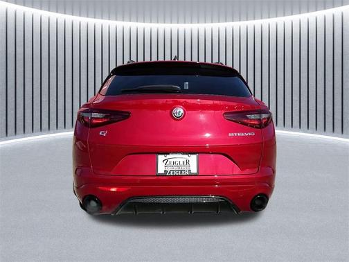 2023 Alfa Romeo Stelvio Veloce AWD