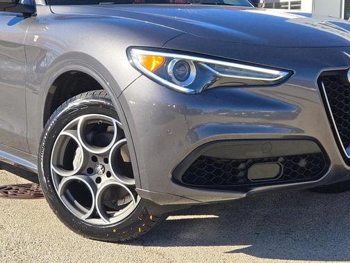 2022 Alfa Romeo Stelvio Ti
